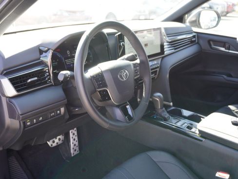 Used 2026 Toyota Camry XSE AWD/4WD image 19