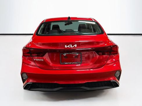 Used 2023 Kia Forte LXS image 6