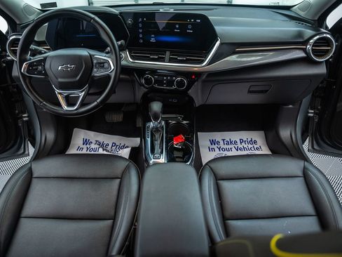 Used 2024 Chevrolet Trax ACTIV w/ Driver Confidence Package FWD image 19