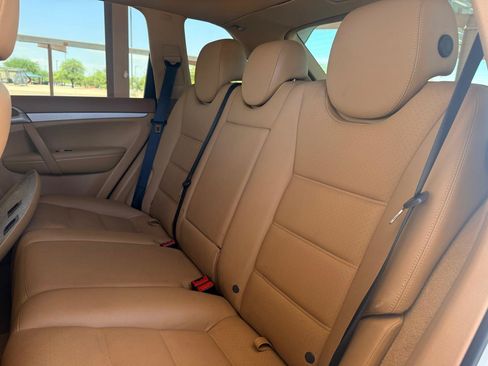 Used 2009 Porsche Cayenne AWD/4WD image 11
