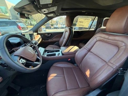 New 2026 Lincoln Aviator Reserve w/ Jet Appearance Package image 14