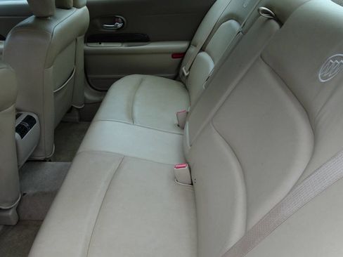 Used 2005 Buick Le Sabre Limited w/ Celebration Edition Package FWD image 17