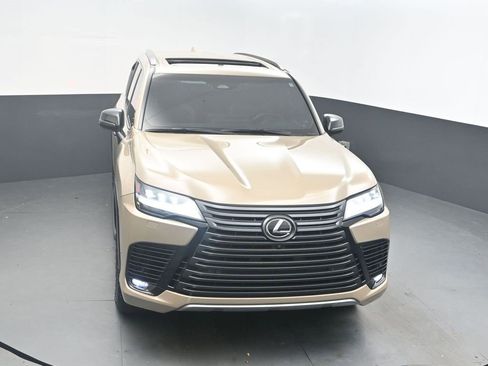 Used 2025 Lexus LX 700h Overtrail image 41