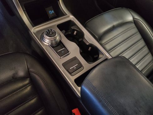 Used 2024 Ford Edge SEL image 26