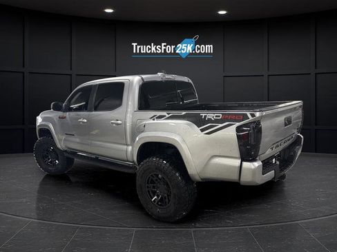 Used 2022 Toyota Tacoma SR5 image 3