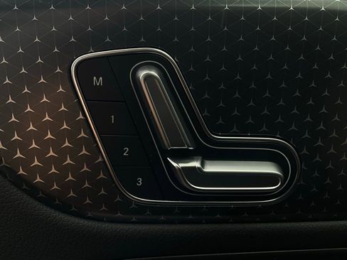 Used 2025 Mercedes-Benz GLA 250 image 22