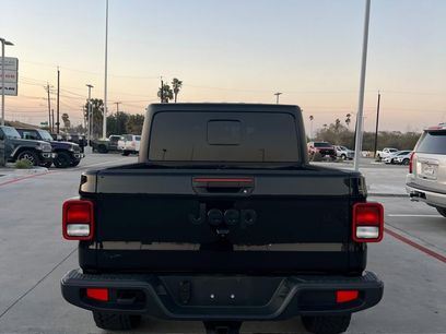 Used 2023 Jeep Gladiator Willys