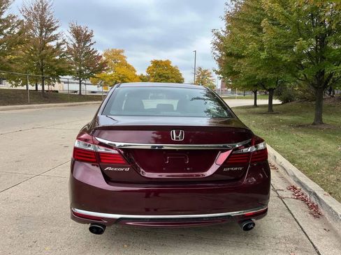 Used 2016 Honda Accord Sport image 5