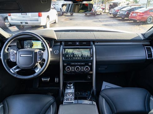 Used 2018 Land Rover Discovery HSE Luxury image 20