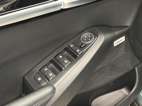 Used 2025 Kia Seltos SX AWD/4WD image 20