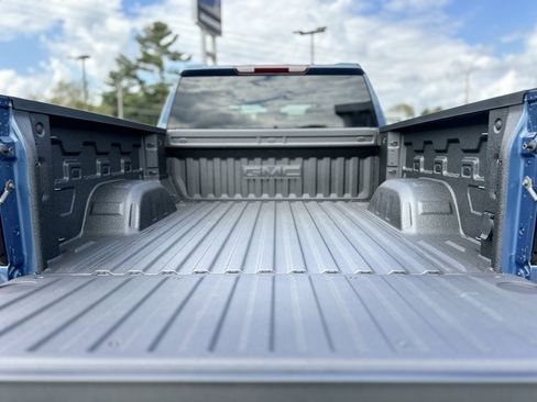 New 2026 GMC Sierra 1500 Elevation image 4