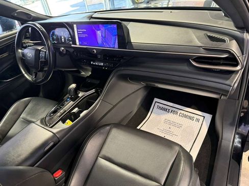 Used 2024 Toyota Crown Limited image 51