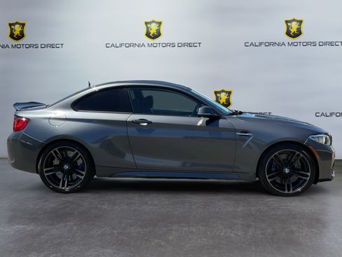 Used 2017 BMW M2 w/ Executive Package RWD image 4