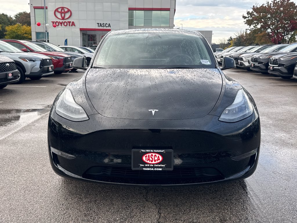 Used 2023 Tesla Model Y Long Range AWD/4WD image 2