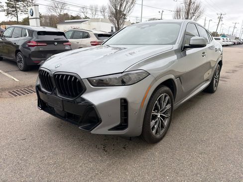 Used 2026 BMW X6 xDrive40i image 3