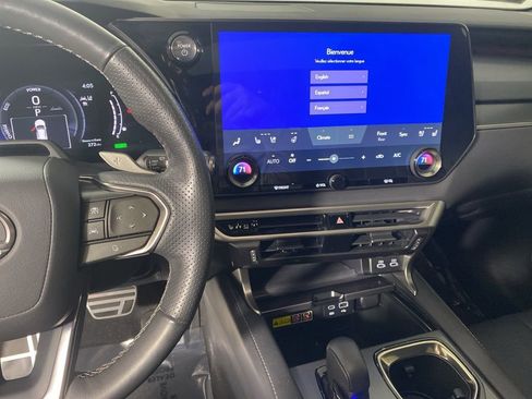 Certified 2023 Lexus RX 500h F Sport w/ Cold Area Package image 15