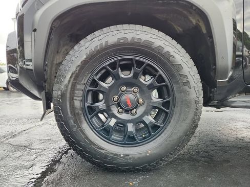 Used 2025 Toyota 4Runner TRD Off-Road Premium w/ Tow Technology Package AWD/4WD image 25