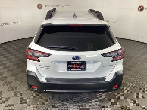 Used 2025 Subaru Outback Premium w/ Popular Package #1A image 5