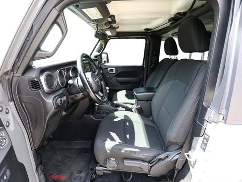 Used 2022 Jeep Wrangler Sport AWD/4WD image 13