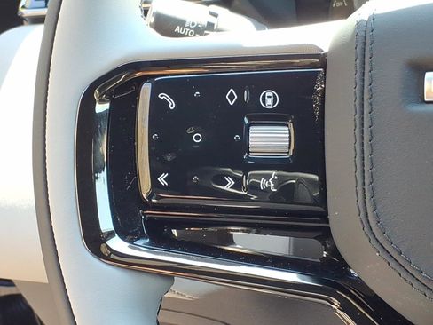 New 2026 Land Rover Range Rover Velar S AWD/4WD image 16