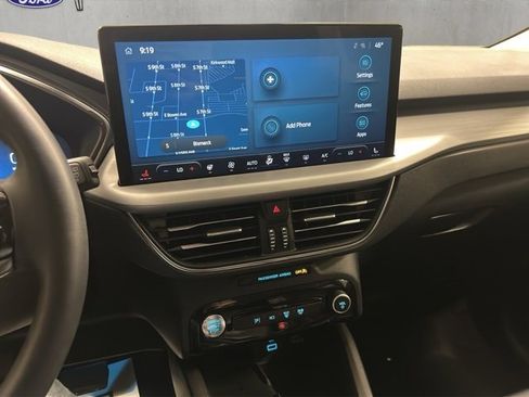 Used 2023 Ford Escape Platinum w/ Premium Technology Package image 16