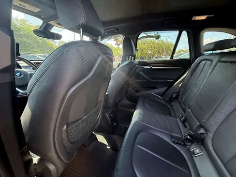 Used 2018 BMW X1 xDrive28i AWD/4WD image 12