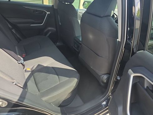 Certified 2025 Toyota RAV4 LE AWD/4WD image 15
