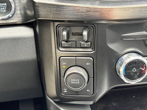 Used 2024 Ford F250 Lariat w/ Lariat Ultimate Package AWD/4WD image 21