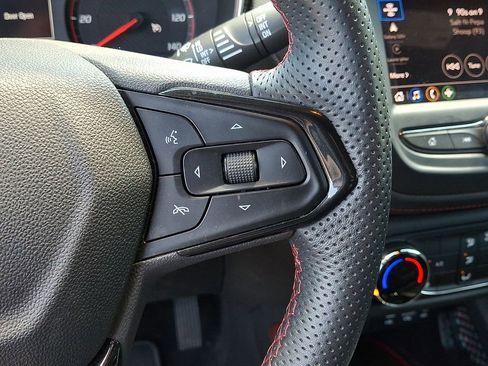 Used 2023 Chevrolet TrailBlazer RS AWD/4WD image 21