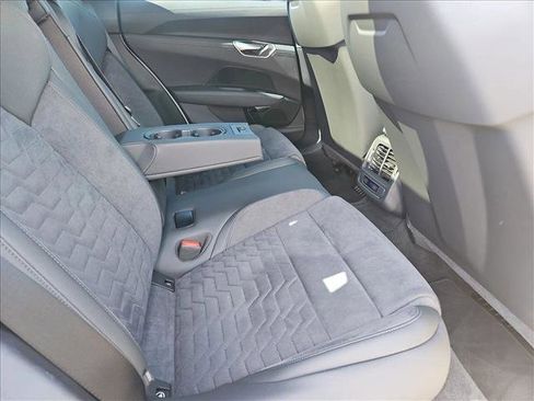 Used 2024 Audi e-tron GT Premium Plus w/ Performance Package image 21