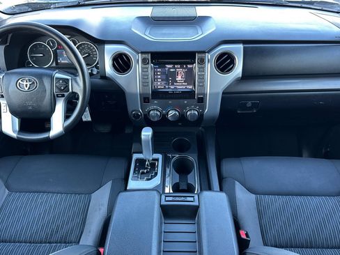 Used 2016 Toyota Tundra SR5 w/ SR5 Upgrade Package image 13