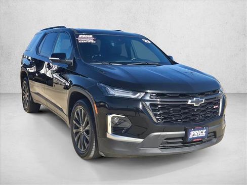 Used 2023 Chevrolet Traverse RS image 8