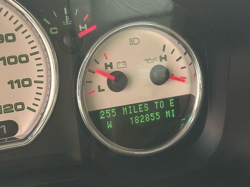 Used 2004 Ford F150 Lariat image 34