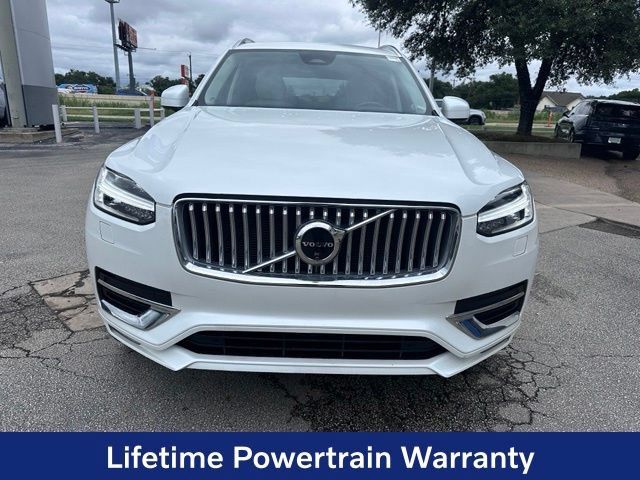 Certified 2024 Volvo XC90 B6 Plus w/ Protection Package Premier AWD/4WD image 2