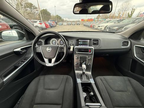 Used 2013 Volvo S60 T5 FWD image 8