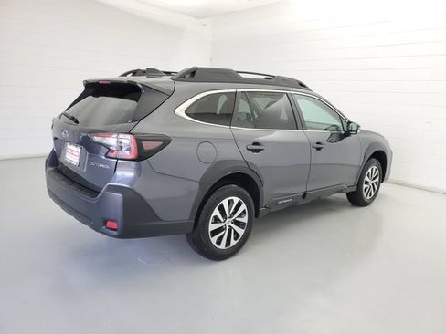 Used 2025 Subaru Outback Premium w/ Popular Package #1A AWD/4WD image 5
