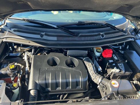 Used 2013 Ford Explorer XLT image 25