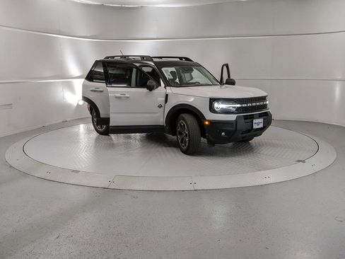 New 2025 Ford Bronco Sport Outer Banks w/ Outer Banks Tech Package+ image 7