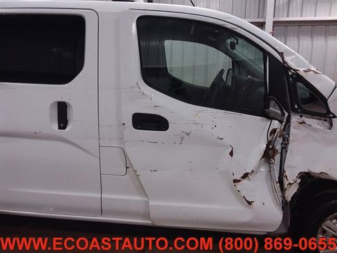 Used 2016 Chevrolet City Express LT image 17