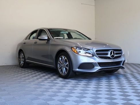 Used 2015 Mercedes-Benz C 300 4MATIC Sedan image 6