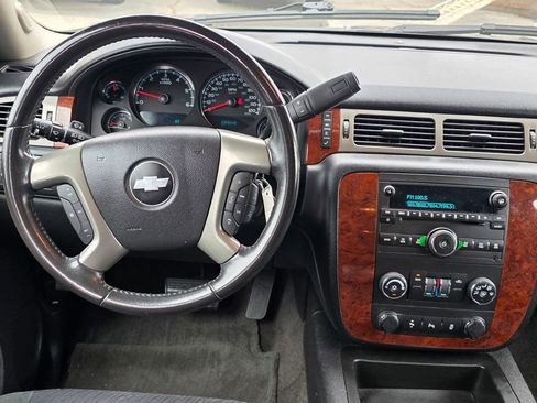 Used 2012 Chevrolet Tahoe LS w/ Convenience Package RWD image 18