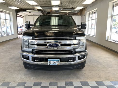 Used 2017 Ford F350 Lariat w/ Lariat Ultimate Package AWD/4WD image 3