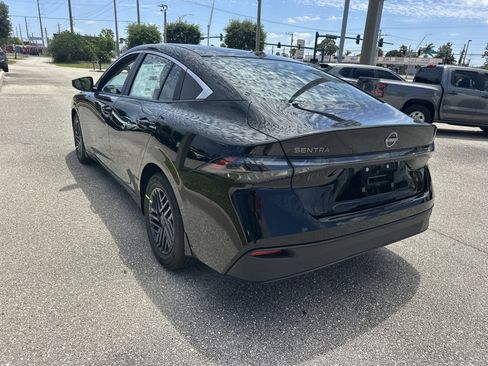 New 2026 Nissan Sentra SV FWD image 9