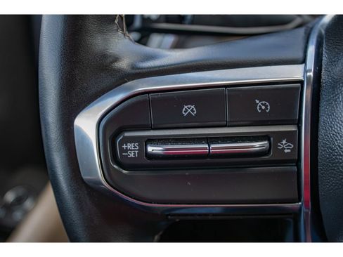 Used 2024 GMC Canyon Denali AWD/4WD image 37