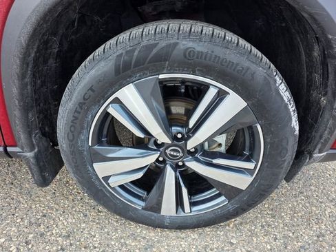 Used 2024 Nissan Rogue SL w/ SL Premium Package image 6