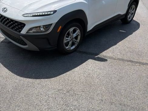 Used 2023 Hyundai Kona SEL AWD/4WD image 1