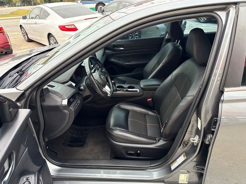 Used 2020 Nissan Altima 2.5 SR image 11