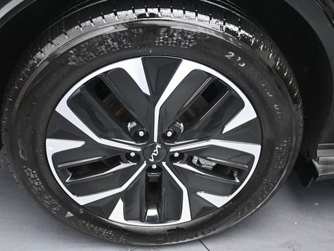 Used 2024 Kia EV6 GT-Line image 46