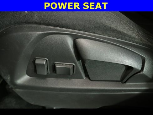 Used 2017 Chevrolet Equinox LS image 3