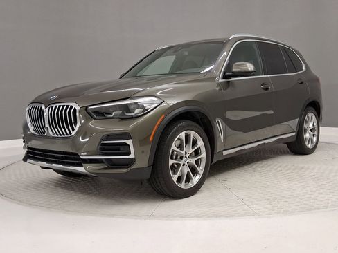 Certified 2023 BMW X5 sDrive40i w/ Climate Comfort Package image 37